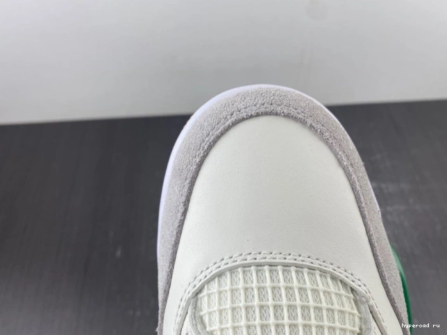 DR5415-103 Pine Green Air SB Jordan x 4 Nike 0826
